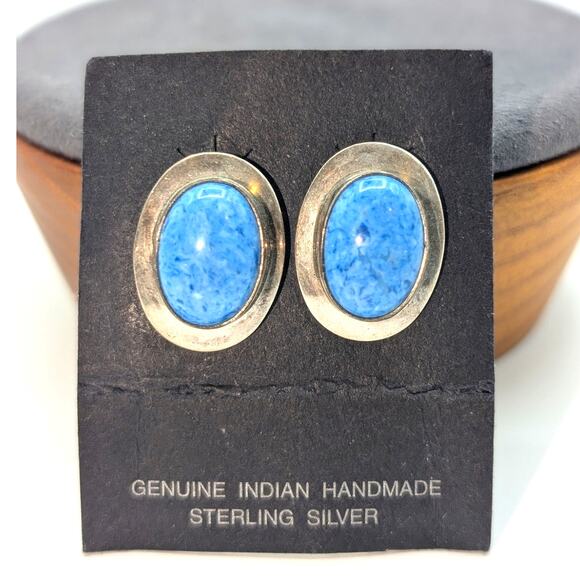 Vintage Genuine Indian Handmade Sterling Silver Oval Blue Stone Post Earrings - Picture 1 of 3